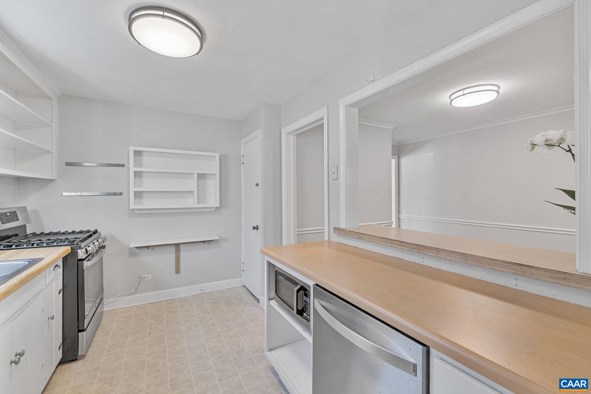 1007 MONTROSE AVE, CHARLOTTESVILLE, Virginia 22902, 3 Bedrooms Bedrooms, ,2 BathroomsBathrooms,Residential,1007 MONTROSE AVE,672488 MLS # 672488