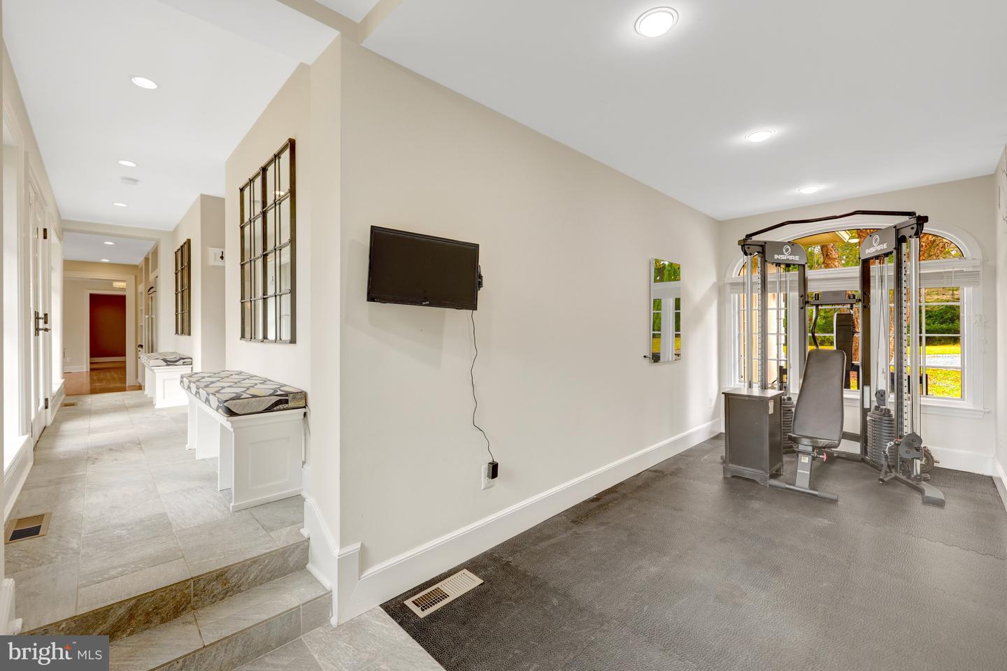 440 MONTPELIER RD, GREAT FALLS, Virginia 22066, 5 Bedrooms Bedrooms, ,4 BathroomsBathrooms,Residential,For sale,440 MONTPELIER RD,VAFX2281484 MLS # VAFX2281484