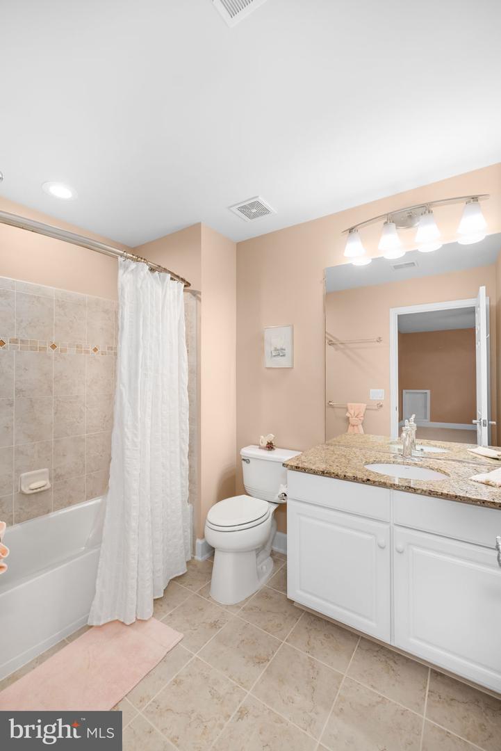 8410 STARGAZER LILY CT, LORTON, Virginia 22079, 3 Bedrooms Bedrooms, ,3 BathroomsBathrooms,Residential,For sale,8410 STARGAZER LILY CT,VAFX2281520 MLS # VAFX2281520