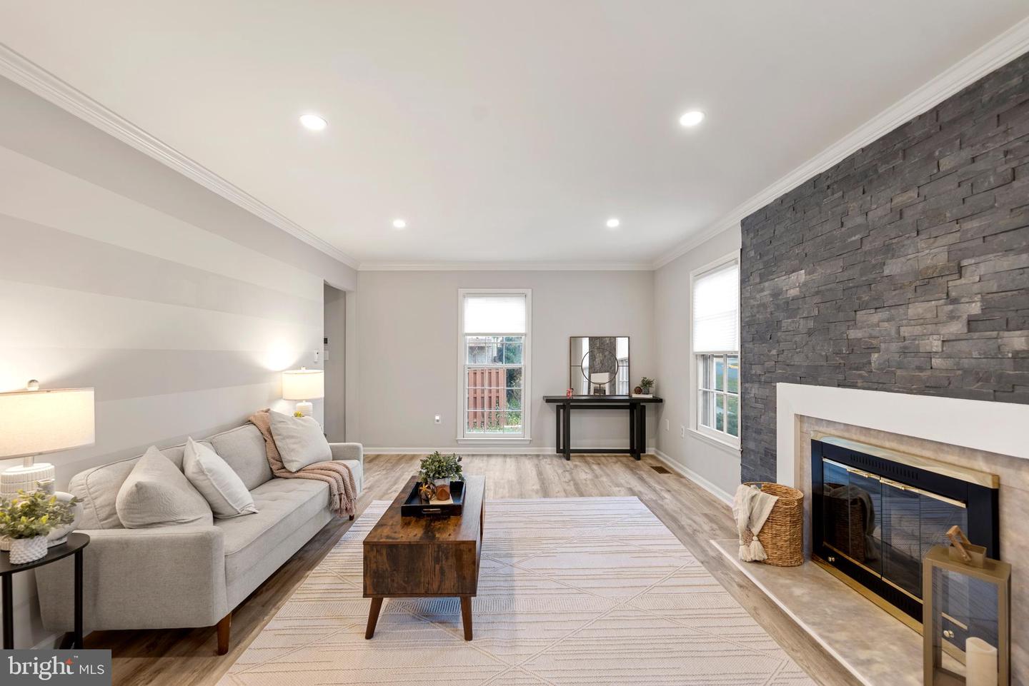 7526 OLDHAM WAY, ALEXANDRIA, Virginia 22315, 3 Bedrooms Bedrooms, ,3 BathroomsBathrooms,Residential,For sale,7526 OLDHAM WAY,VAFX2281562 MLS # VAFX2281562