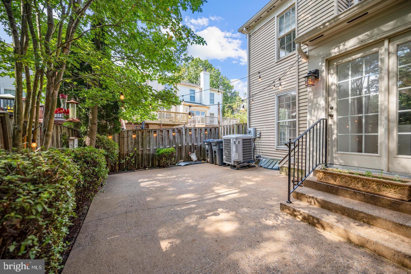 7526 OLDHAM WAY, ALEXANDRIA, Virginia 22315, 3 Bedrooms Bedrooms, ,3 BathroomsBathrooms,Residential,For sale,7526 OLDHAM WAY,VAFX2281562 MLS # VAFX2281562