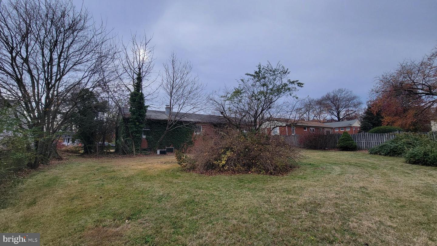 10914 WOODHAVEN DR, FAIRFAX, Virginia 22030, 3 Bedrooms Bedrooms, ,2 BathroomsBathrooms,Residential,For sale,10914 WOODHAVEN DR,VAFC2007544 MLS # VAFC2007544