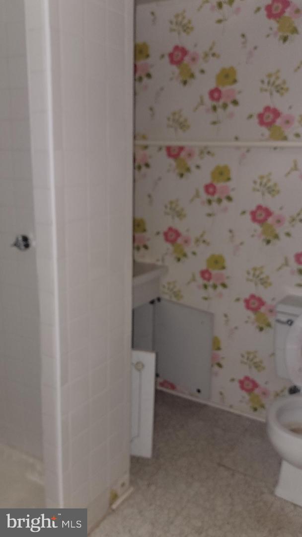 10914 WOODHAVEN DR, FAIRFAX, Virginia 22030, 3 Bedrooms Bedrooms, ,2 BathroomsBathrooms,Residential,For sale,10914 WOODHAVEN DR,VAFC2007544 MLS # VAFC2007544