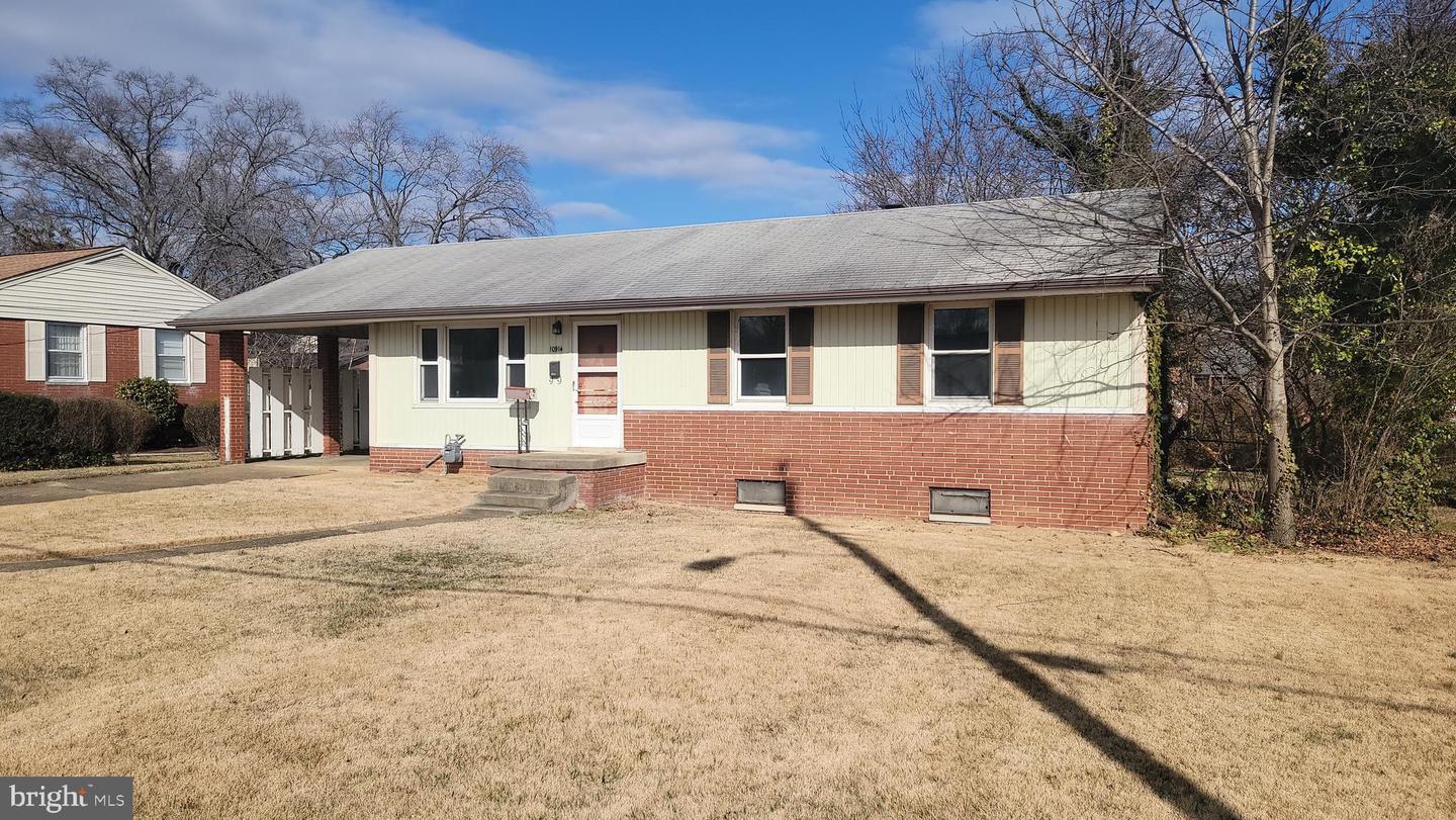 10914 WOODHAVEN DR, FAIRFAX, Virginia 22030, 3 Bedrooms Bedrooms, ,2 BathroomsBathrooms,Residential,For sale,10914 WOODHAVEN DR,VAFC2007544 MLS # VAFC2007544