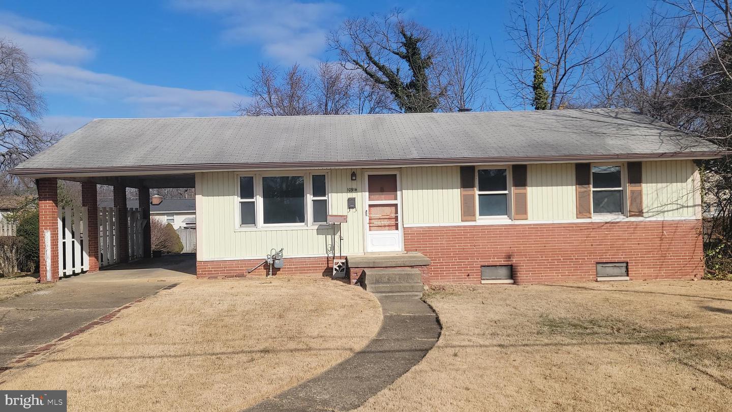 10914 WOODHAVEN DR, FAIRFAX, Virginia 22030, 3 Bedrooms Bedrooms, ,2 BathroomsBathrooms,Residential,For sale,10914 WOODHAVEN DR,VAFC2007544 MLS # VAFC2007544