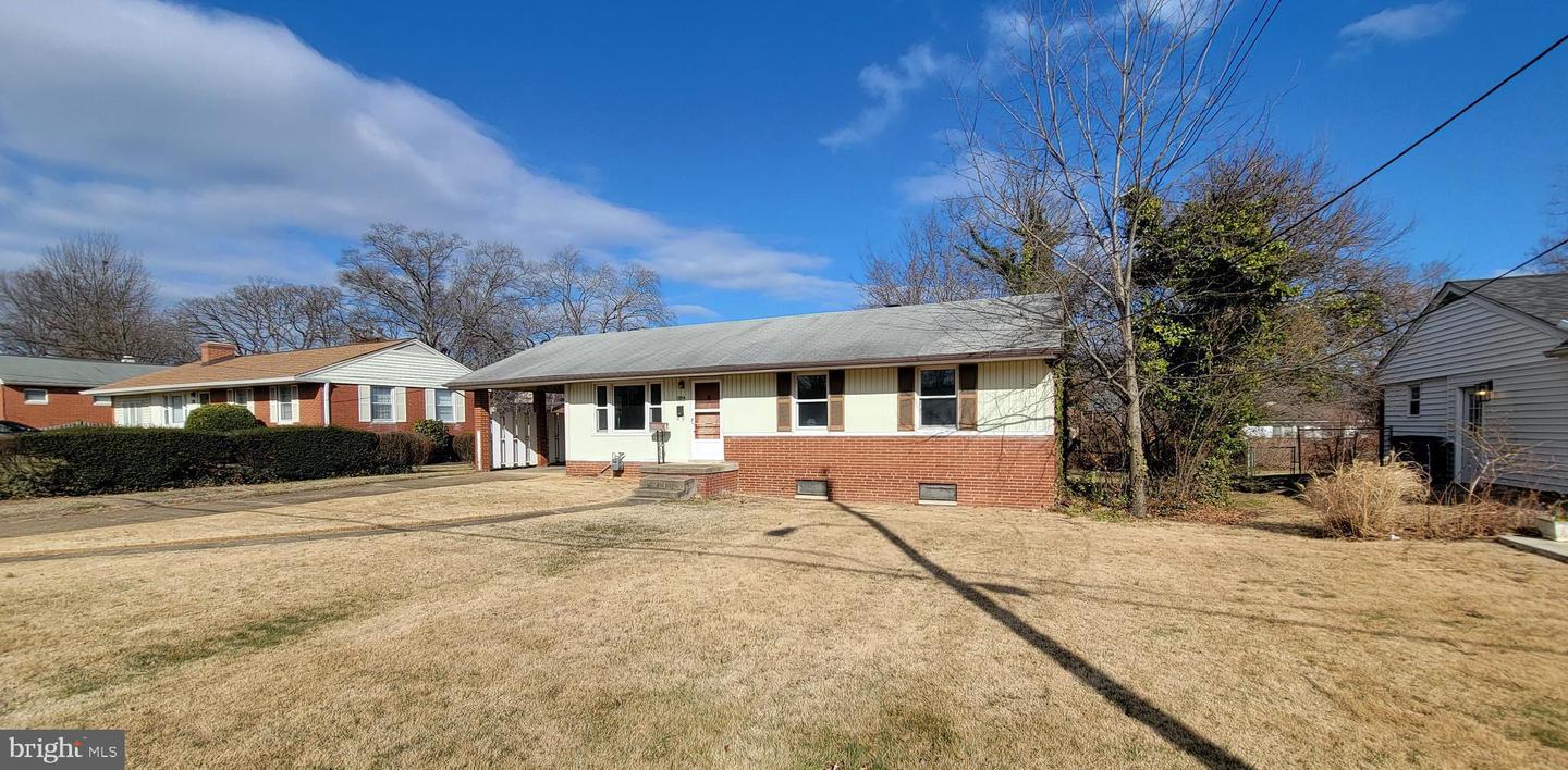 10914 WOODHAVEN DR, FAIRFAX, Virginia 22030, 3 Bedrooms Bedrooms, ,2 BathroomsBathrooms,Residential,For sale,10914 WOODHAVEN DR,VAFC2007544 MLS # VAFC2007544