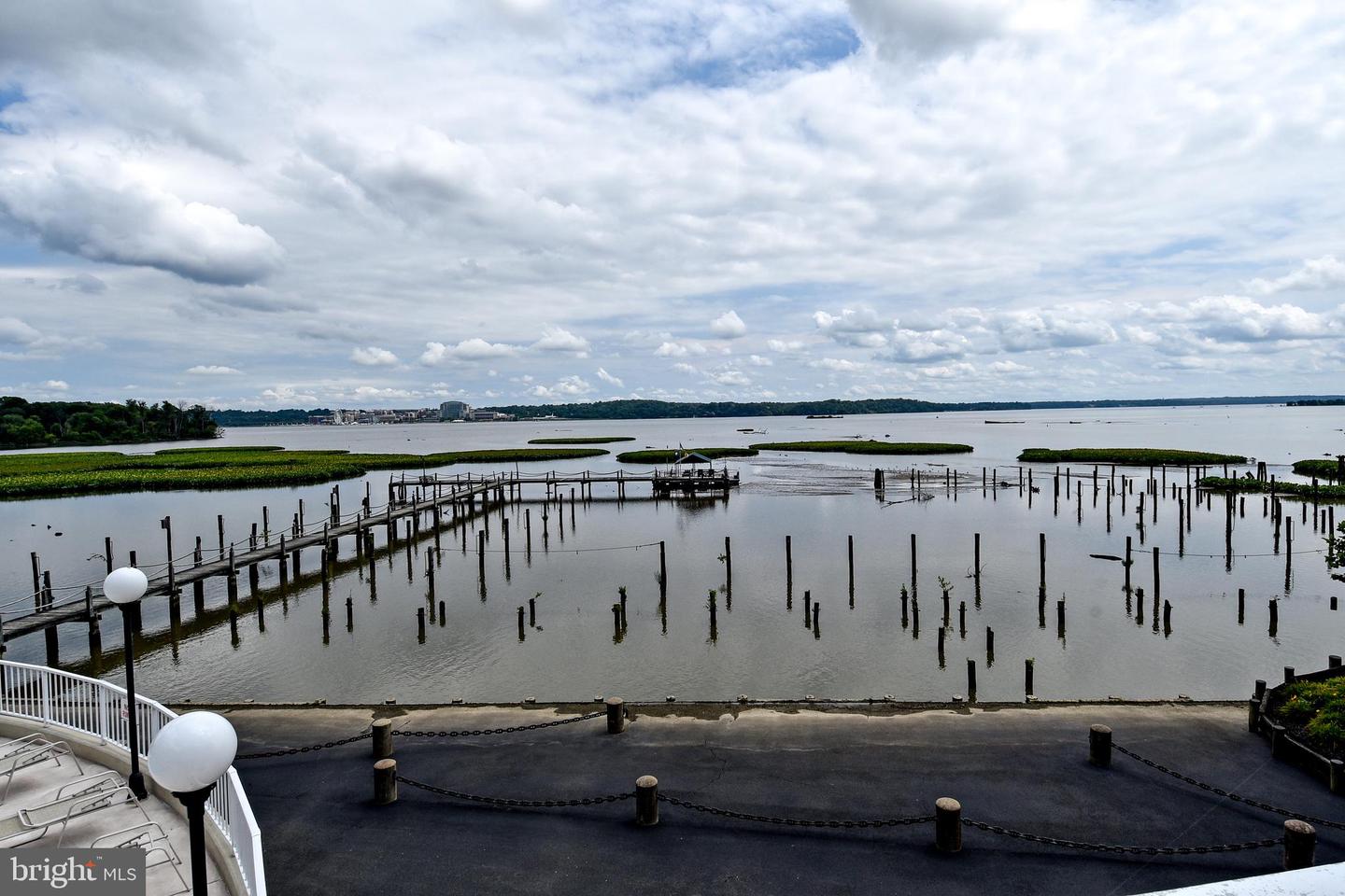 1250 S WASHINGTON ST #203, ALEXANDRIA, Virginia 22314, 2 Bedrooms Bedrooms, ,2 BathroomsBathrooms,Residential,For sale,1250 S WASHINGTON ST #203,VAAX2052264 MLS # VAAX2052264