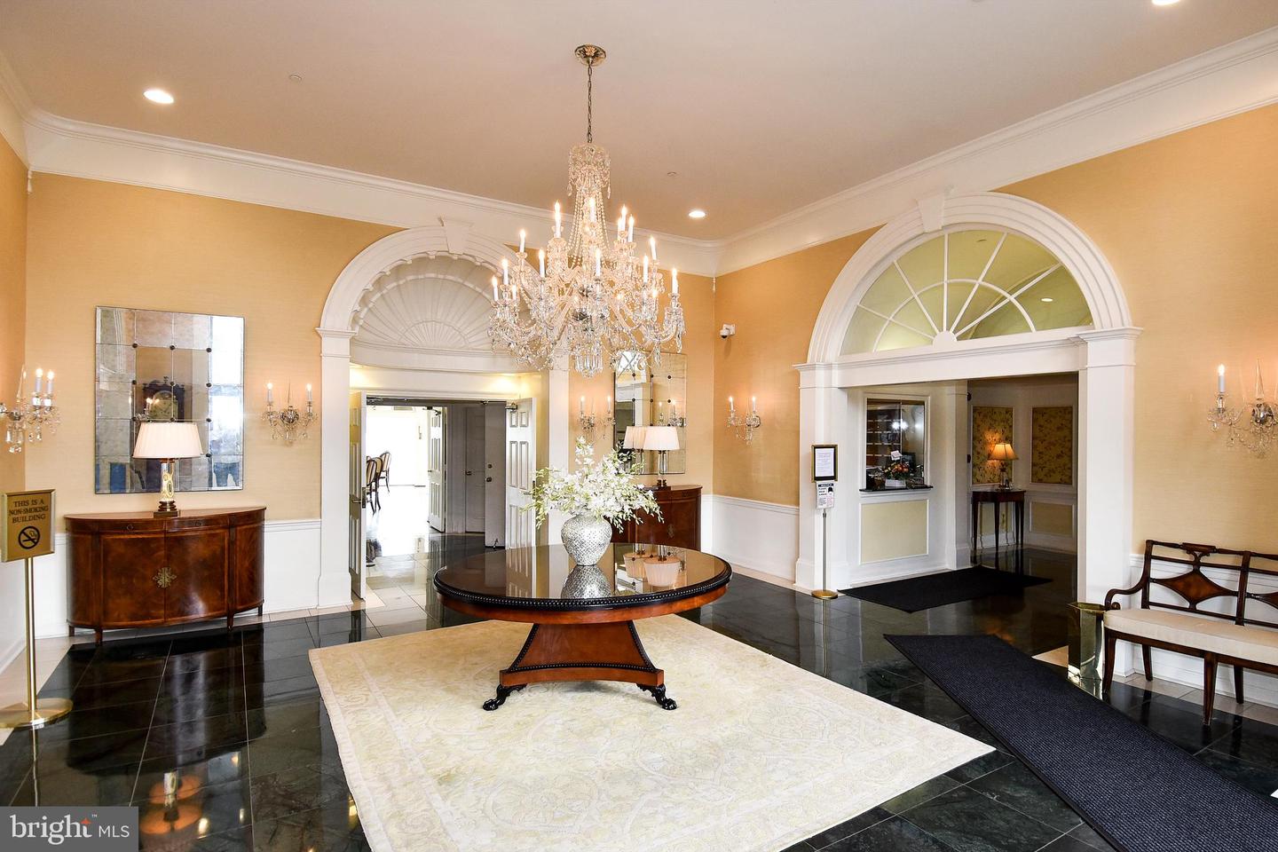 1250 S WASHINGTON ST #203, ALEXANDRIA, Virginia 22314, 2 Bedrooms Bedrooms, ,2 BathroomsBathrooms,Residential,For sale,1250 S WASHINGTON ST #203,VAAX2052264 MLS # VAAX2052264