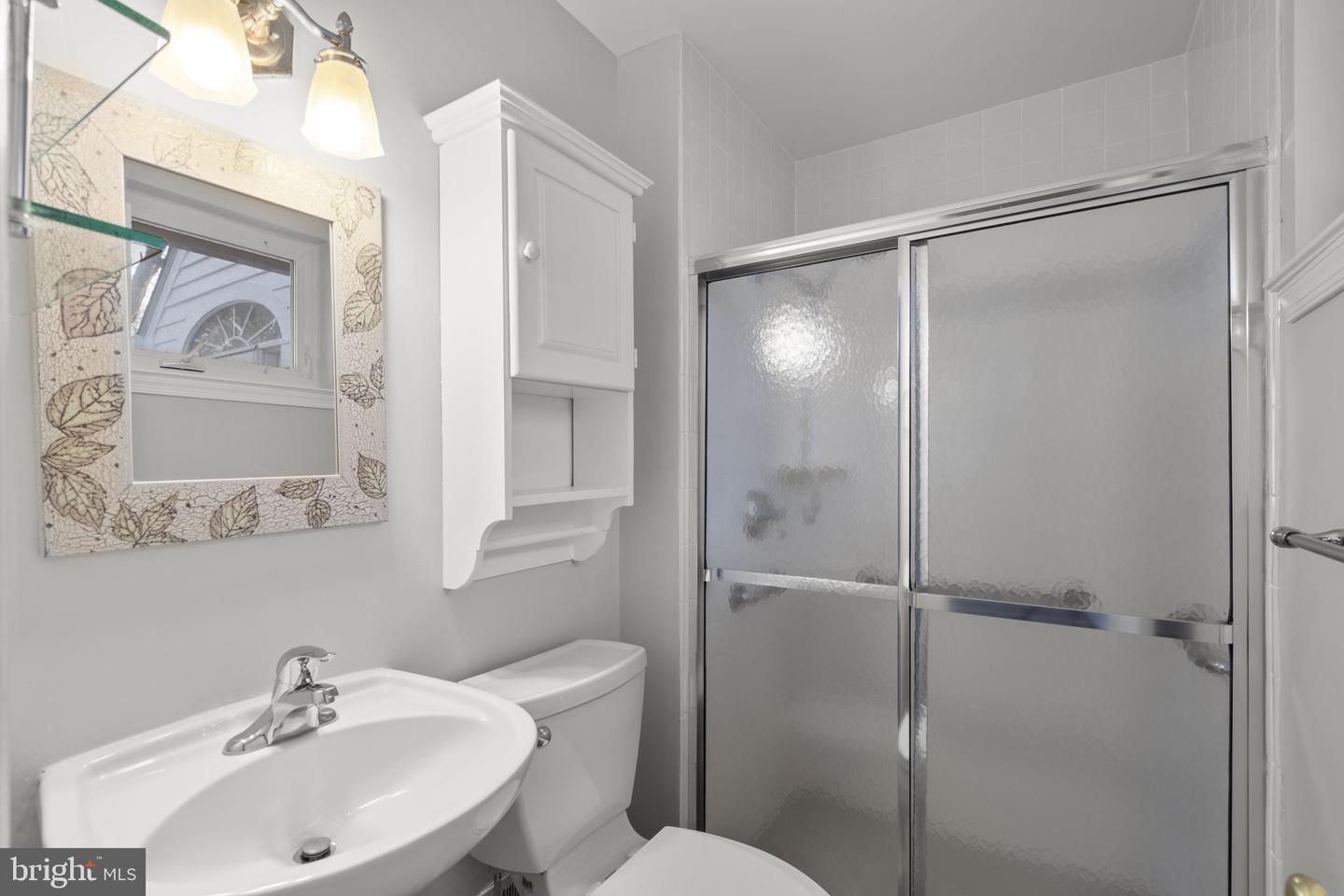 8701 CROMWELL DR, SPRINGFIELD, Virginia 22151, 3 Bedrooms Bedrooms, ,2 BathroomsBathrooms,Residential,For sale,8701 CROMWELL DR,VAFX2282206 MLS # VAFX2282206