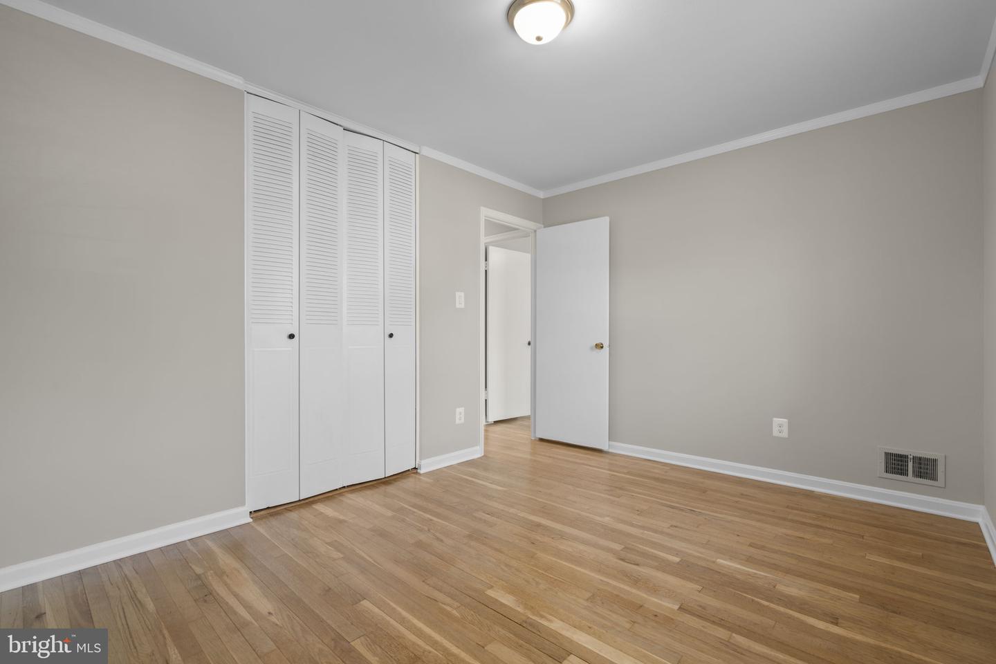 8701 CROMWELL DR, SPRINGFIELD, Virginia 22151, 3 Bedrooms Bedrooms, ,2 BathroomsBathrooms,Residential,For sale,8701 CROMWELL DR,VAFX2282206 MLS # VAFX2282206