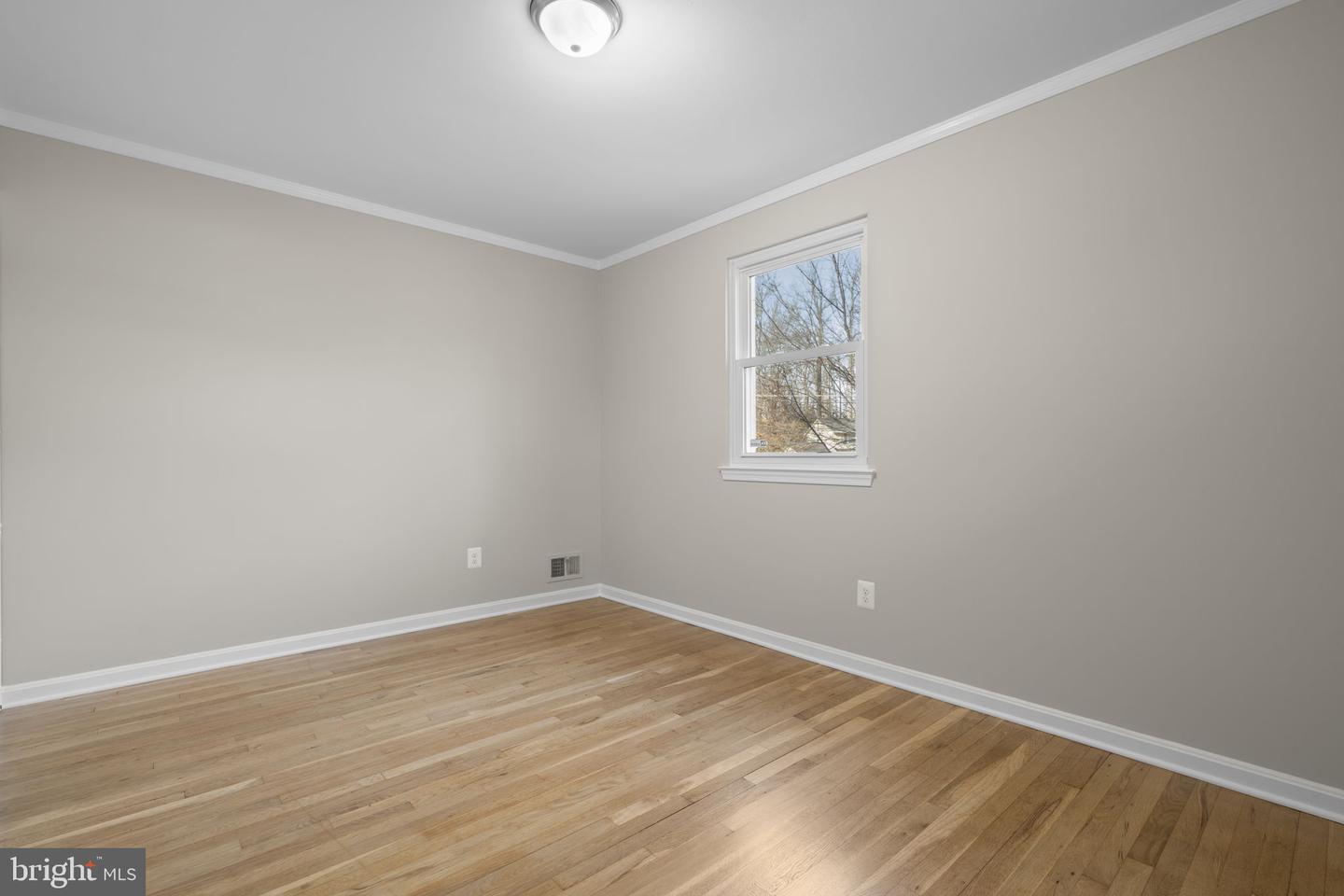 8701 CROMWELL DR, SPRINGFIELD, Virginia 22151, 3 Bedrooms Bedrooms, ,2 BathroomsBathrooms,Residential,For sale,8701 CROMWELL DR,VAFX2282206 MLS # VAFX2282206