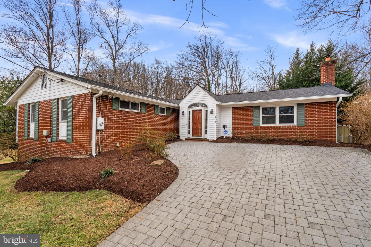 8701 CROMWELL DR, SPRINGFIELD, Virginia 22151, 3 Bedrooms Bedrooms, ,2 BathroomsBathrooms,Residential,For sale,8701 CROMWELL DR,VAFX2282206 MLS # VAFX2282206