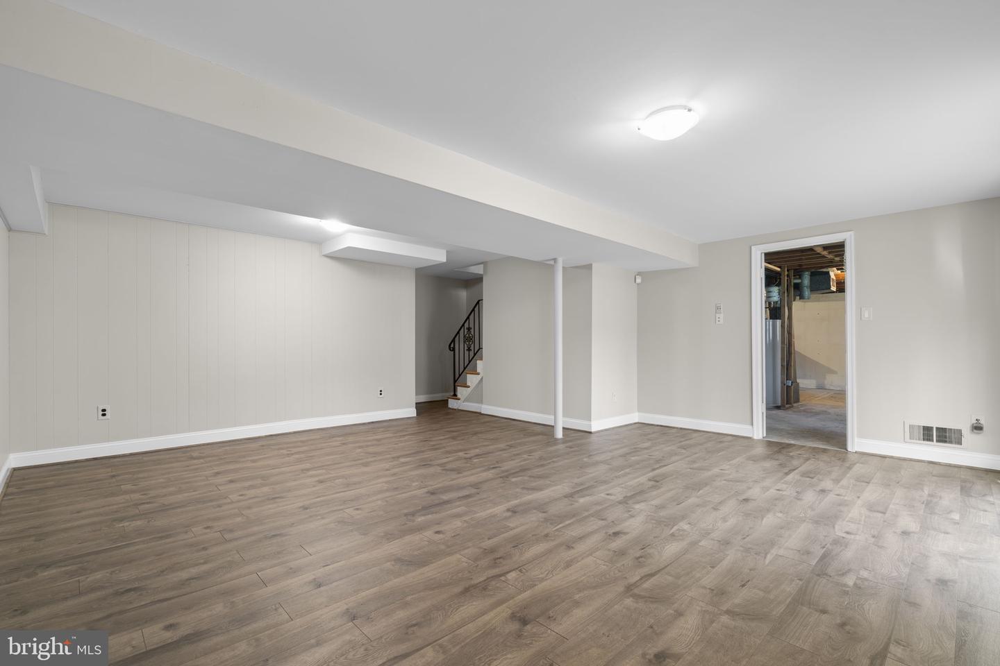 8701 CROMWELL DR, SPRINGFIELD, Virginia 22151, 3 Bedrooms Bedrooms, ,2 BathroomsBathrooms,Residential,For sale,8701 CROMWELL DR,VAFX2282206 MLS # VAFX2282206