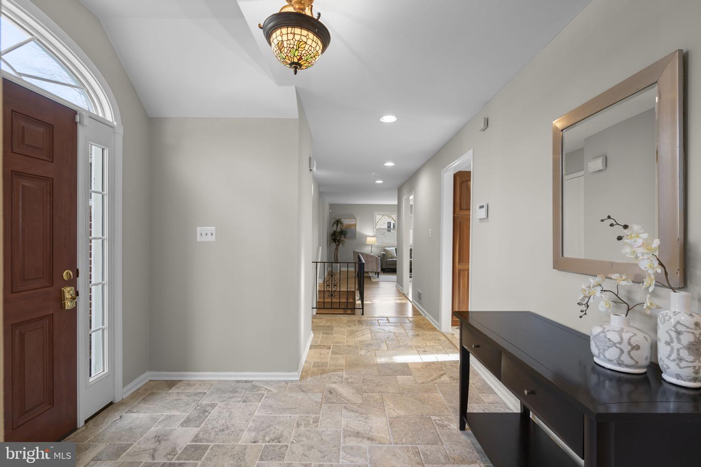 8701 CROMWELL DR, SPRINGFIELD, Virginia 22151, 3 Bedrooms Bedrooms, ,2 BathroomsBathrooms,Residential,For sale,8701 CROMWELL DR,VAFX2282206 MLS # VAFX2282206