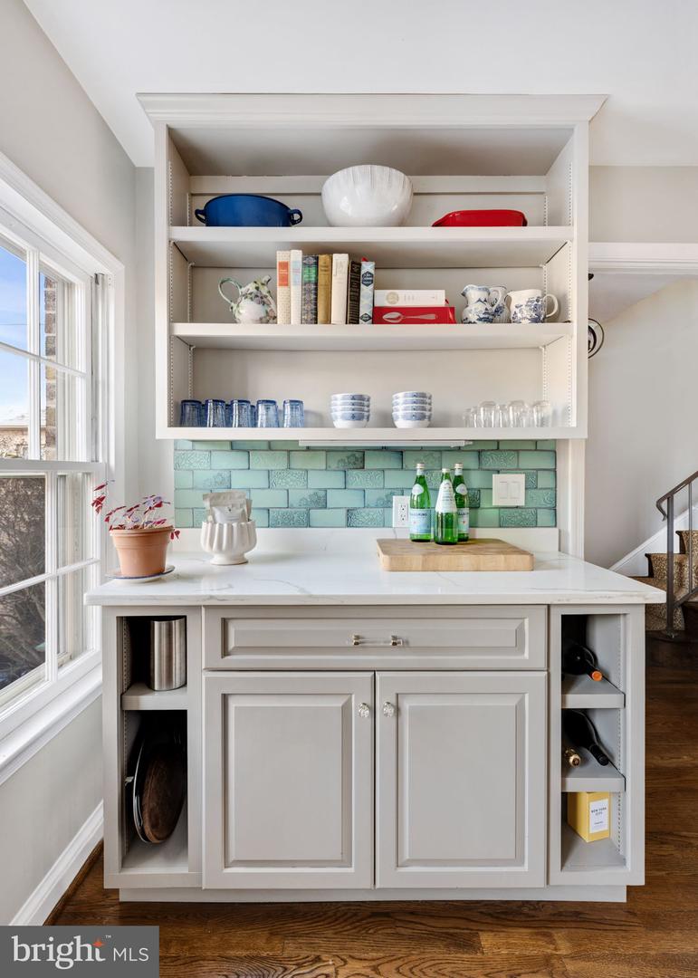 403 N FAIRFAX ST, ALEXANDRIA, Virginia 22314, 3 Bedrooms Bedrooms, ,3 BathroomsBathrooms,Residential,For sale,403 N FAIRFAX ST,VAAX2052350 MLS # VAAX2052350