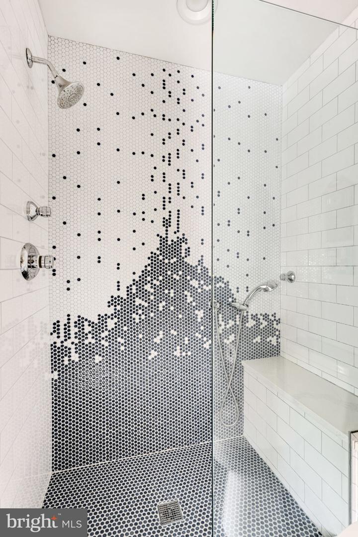 403 N FAIRFAX ST, ALEXANDRIA, Virginia 22314, 3 Bedrooms Bedrooms, ,3 BathroomsBathrooms,Residential,For sale,403 N FAIRFAX ST,VAAX2052350 MLS # VAAX2052350