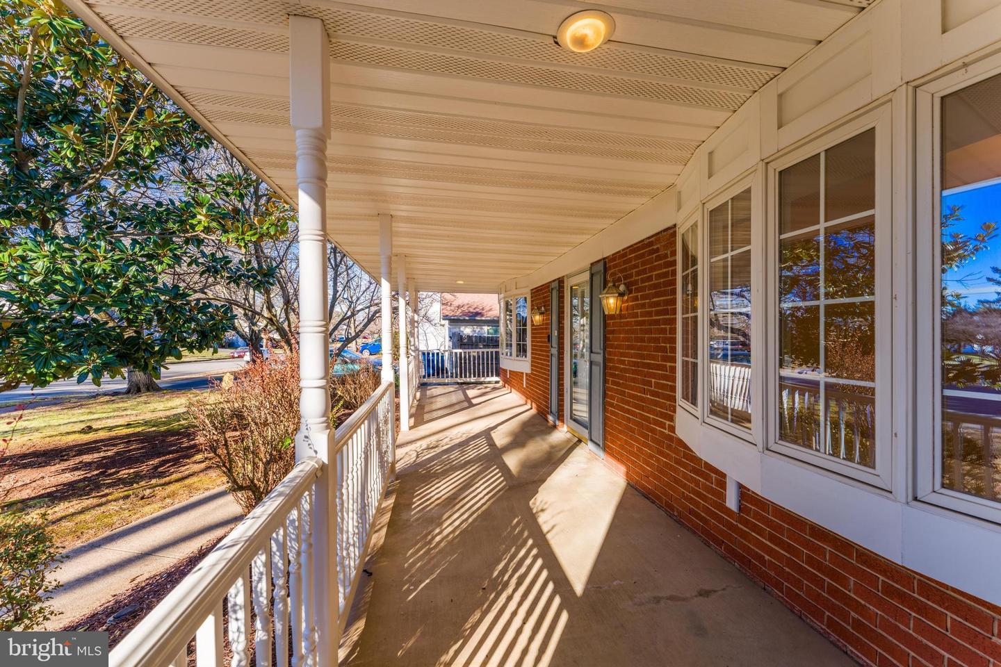 13130 PAVILION LN, FAIRFAX, Virginia 22033, 4 Bedrooms Bedrooms, ,2 BathroomsBathrooms,Residential,For sale,13130 PAVILION LN,VAFX2282292 MLS # VAFX2282292