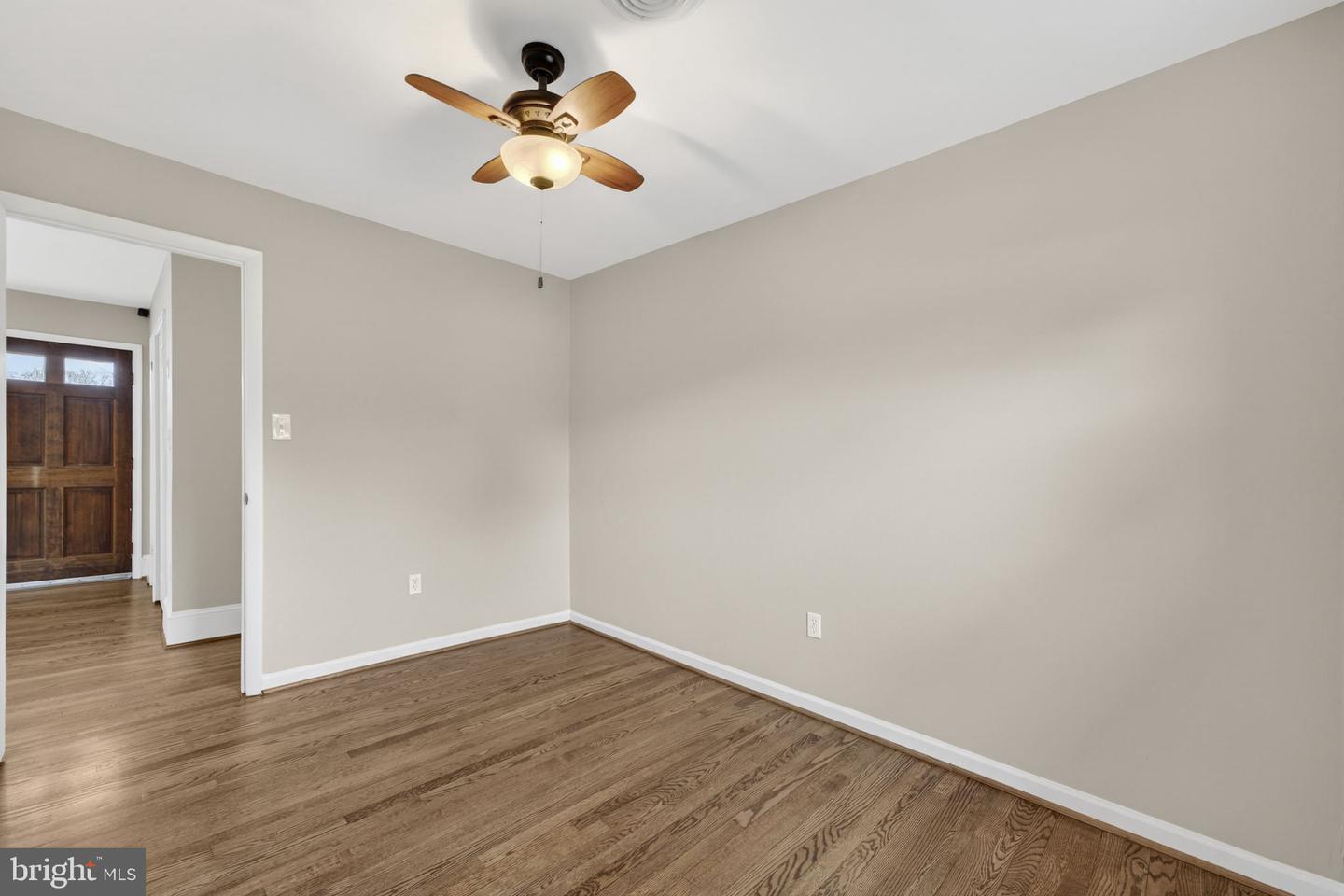 20173 BROAD RUN DR, STERLING, Virginia 20165, 3 Bedrooms Bedrooms, ,2 BathroomsBathrooms,Residential,For sale,20173 BROAD RUN DR,VALO2112274 MLS # VALO2112274