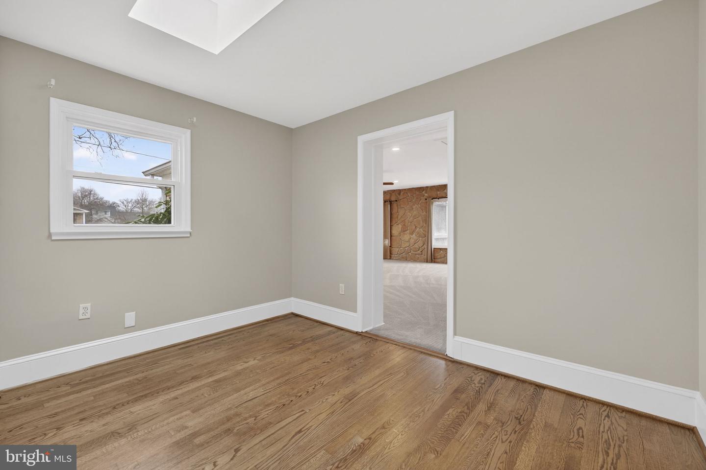 20173 BROAD RUN DR, STERLING, Virginia 20165, 3 Bedrooms Bedrooms, ,2 BathroomsBathrooms,Residential,For sale,20173 BROAD RUN DR,VALO2112274 MLS # VALO2112274