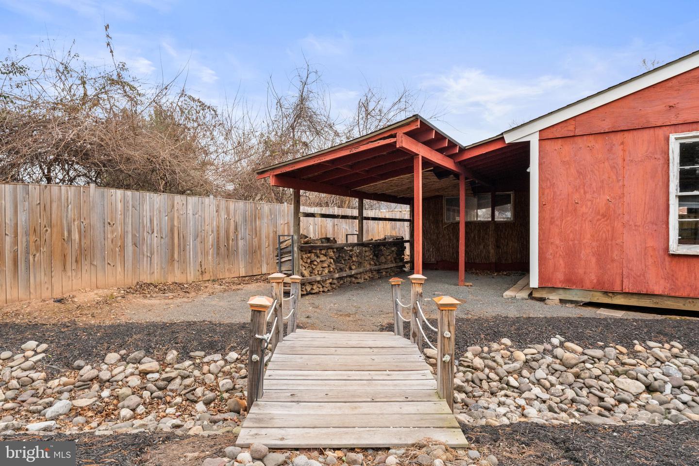 20173 BROAD RUN DR, STERLING, Virginia 20165, 3 Bedrooms Bedrooms, ,2 BathroomsBathrooms,Residential,For sale,20173 BROAD RUN DR,VALO2112274 MLS # VALO2112274