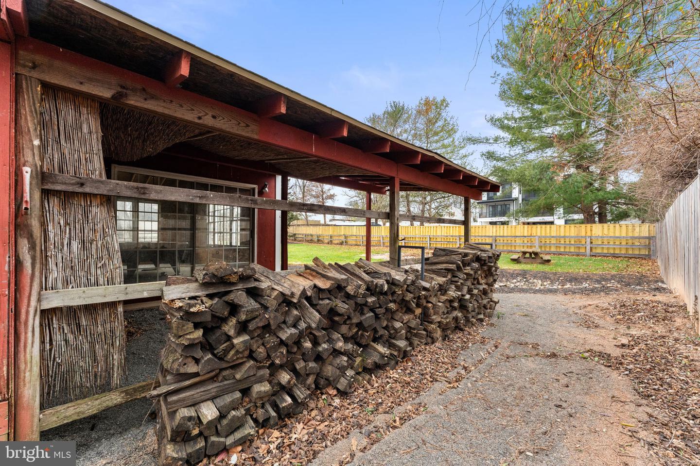 20173 BROAD RUN DR, STERLING, Virginia 20165, 3 Bedrooms Bedrooms, ,2 BathroomsBathrooms,Residential,For sale,20173 BROAD RUN DR,VALO2112274 MLS # VALO2112274