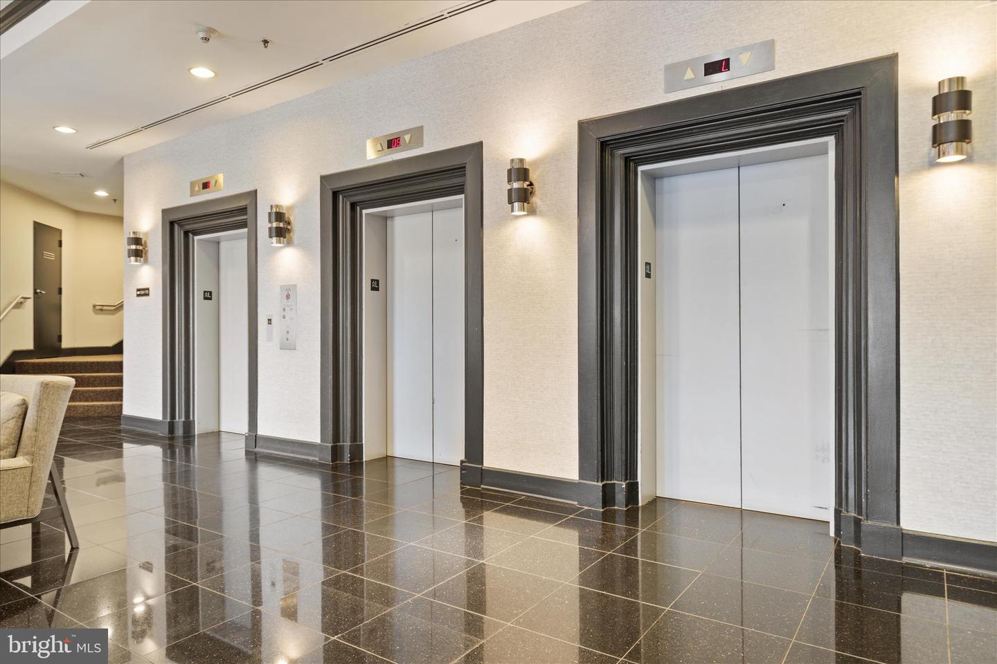 1001 N RANDOLPH ST #202, ARLINGTON, Virginia 22201, 2 Bedrooms Bedrooms, ,2 BathroomsBathrooms,Residential,For sale,1001 N RANDOLPH ST #202,VAAR2066848 MLS # VAAR2066848