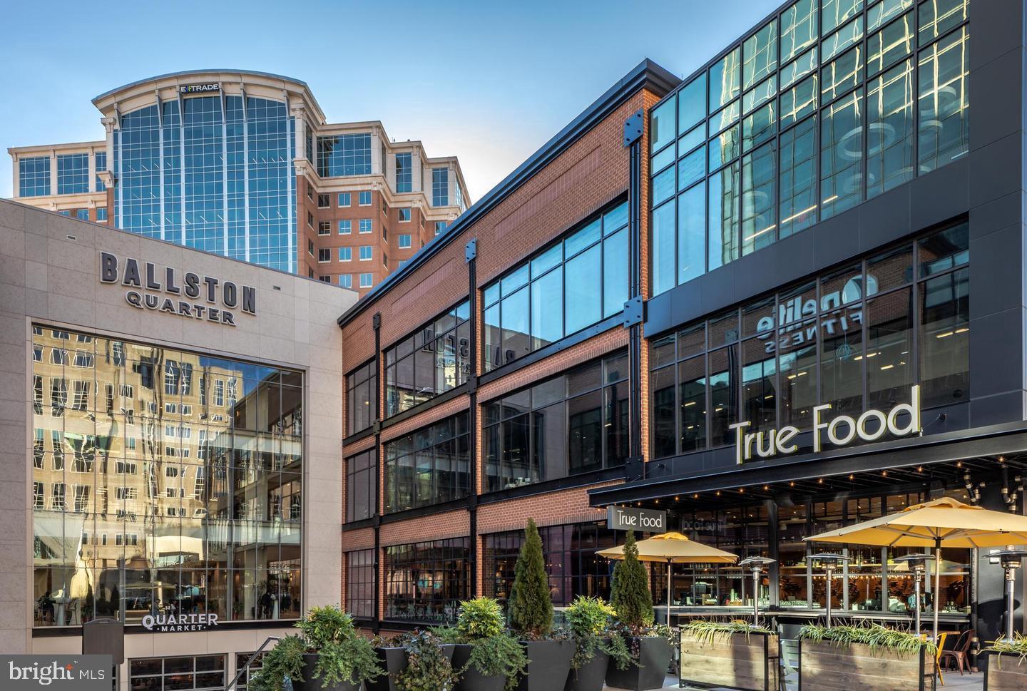 1001 N RANDOLPH ST #202, ARLINGTON, Virginia 22201, 2 Bedrooms Bedrooms, ,2 BathroomsBathrooms,Residential,For sale,1001 N RANDOLPH ST #202,VAAR2066848 MLS # VAAR2066848
