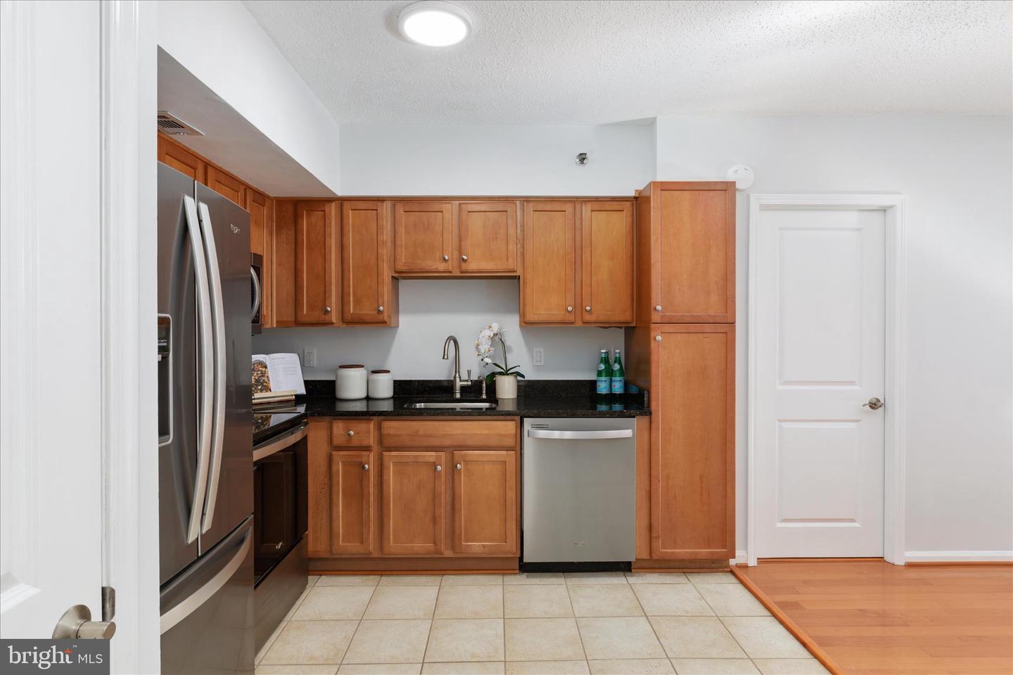 1001 N RANDOLPH ST #202, ARLINGTON, Virginia 22201, 2 Bedrooms Bedrooms, ,2 BathroomsBathrooms,Residential,For sale,1001 N RANDOLPH ST #202,VAAR2066848 MLS # VAAR2066848