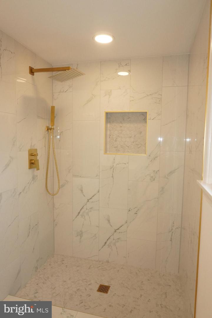 7212 PRINCESS ANNE CT, WARRENTON, Virginia 20187, 5 Bedrooms Bedrooms, ,3 BathroomsBathrooms,Residential,For sale,7212 PRINCESS ANNE CT,VAFQ2019900 MLS # VAFQ2019900