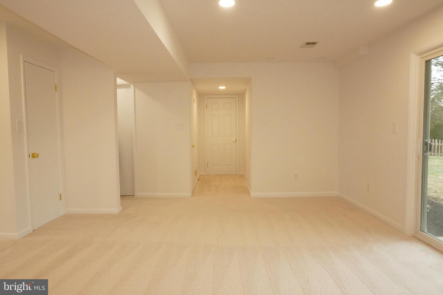 7212 PRINCESS ANNE CT, WARRENTON, Virginia 20187, 5 Bedrooms Bedrooms, ,3 BathroomsBathrooms,Residential,For sale,7212 PRINCESS ANNE CT,VAFQ2019900 MLS # VAFQ2019900