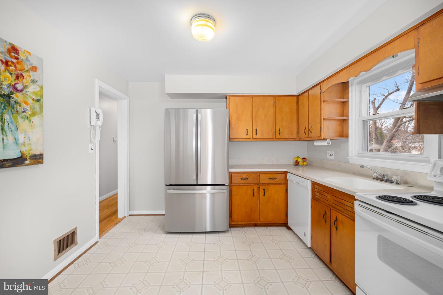 4110 BERRITT ST, FAIRFAX, Virginia 22030, 3 Bedrooms Bedrooms, ,2 BathroomsBathrooms,Residential,For sale,4110 BERRITT ST,VAFC2007558 MLS # VAFC2007558