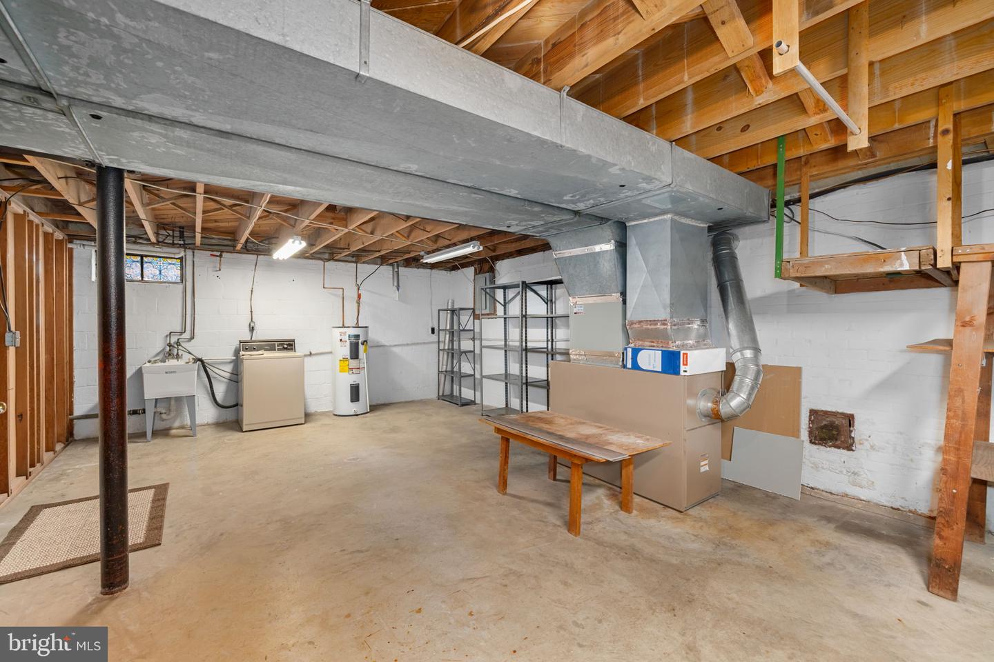 4110 BERRITT ST, FAIRFAX, Virginia 22030, 3 Bedrooms Bedrooms, ,2 BathroomsBathrooms,Residential,For sale,4110 BERRITT ST,VAFC2007558 MLS # VAFC2007558