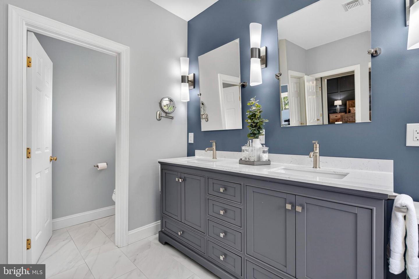 40734 LENAH RUN CIR, ALDIE, Virginia 20105, 5 Bedrooms Bedrooms, 26 Rooms Rooms,4 BathroomsBathrooms,Residential,For sale,40734 LENAH RUN CIR,VALO2112334 MLS # VALO2112334