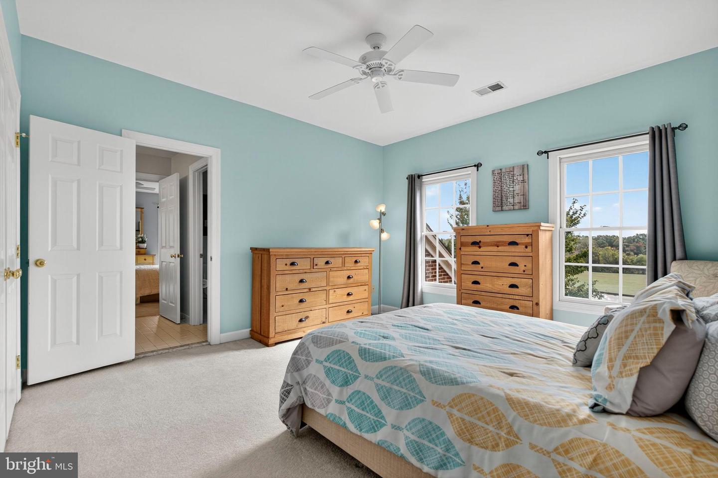 40734 LENAH RUN CIR, ALDIE, Virginia 20105, 5 Bedrooms Bedrooms, 26 Rooms Rooms,4 BathroomsBathrooms,Residential,For sale,40734 LENAH RUN CIR,VALO2112334 MLS # VALO2112334