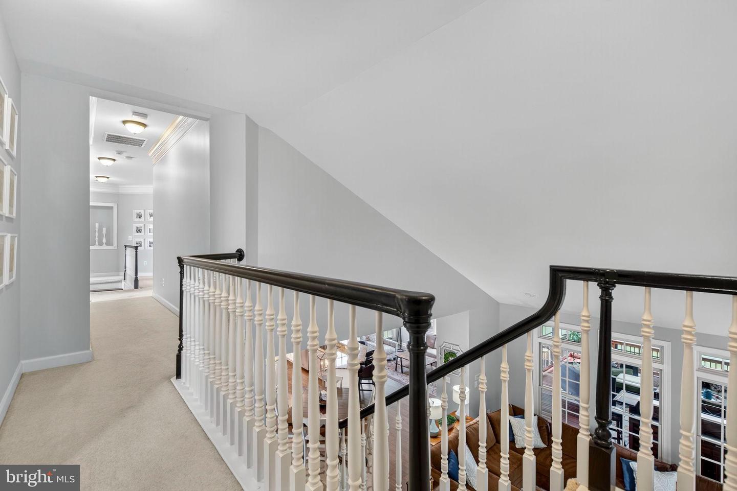 40734 LENAH RUN CIR, ALDIE, Virginia 20105, 5 Bedrooms Bedrooms, 26 Rooms Rooms,4 BathroomsBathrooms,Residential,For sale,40734 LENAH RUN CIR,VALO2112334 MLS # VALO2112334