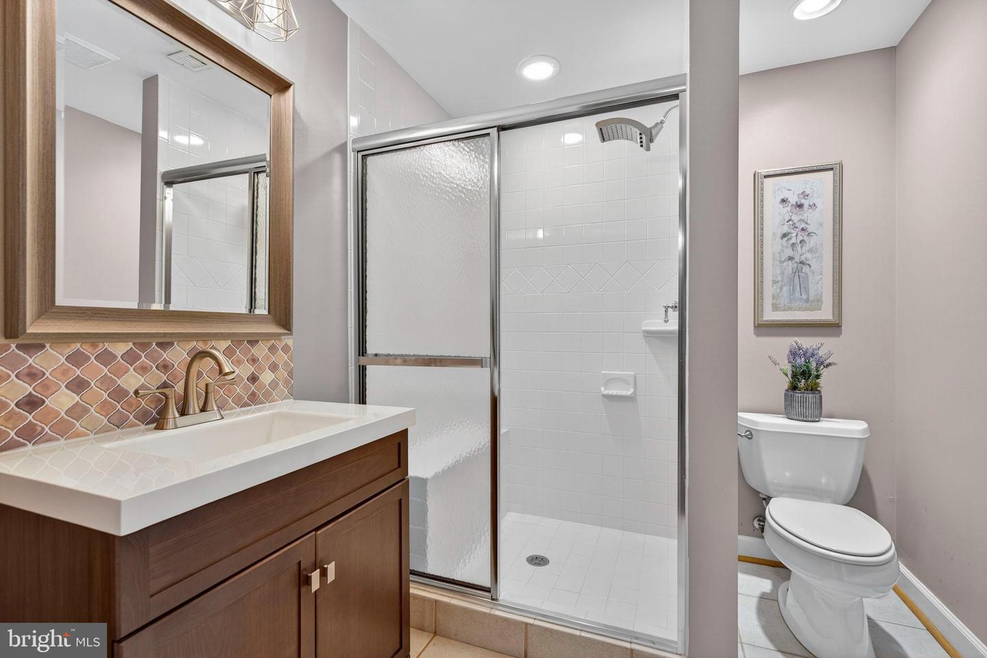 40734 LENAH RUN CIR, ALDIE, Virginia 20105, 5 Bedrooms Bedrooms, 26 Rooms Rooms,4 BathroomsBathrooms,Residential,For sale,40734 LENAH RUN CIR,VALO2112334 MLS # VALO2112334