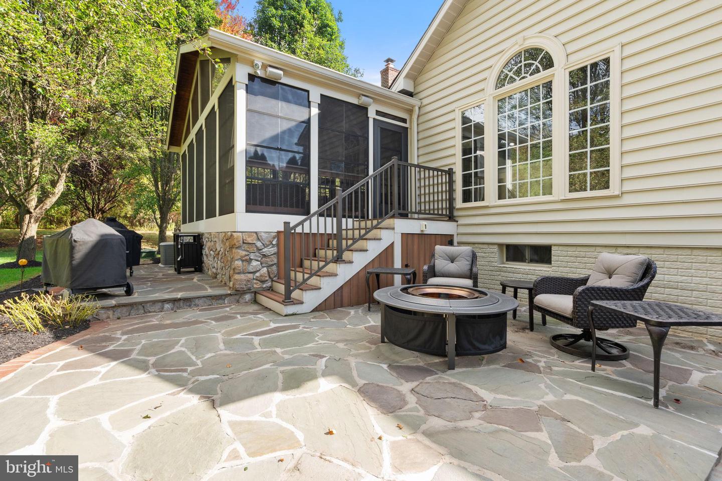 40734 LENAH RUN CIR, ALDIE, Virginia 20105, 5 Bedrooms Bedrooms, 26 Rooms Rooms,4 BathroomsBathrooms,Residential,For sale,40734 LENAH RUN CIR,VALO2112334 MLS # VALO2112334