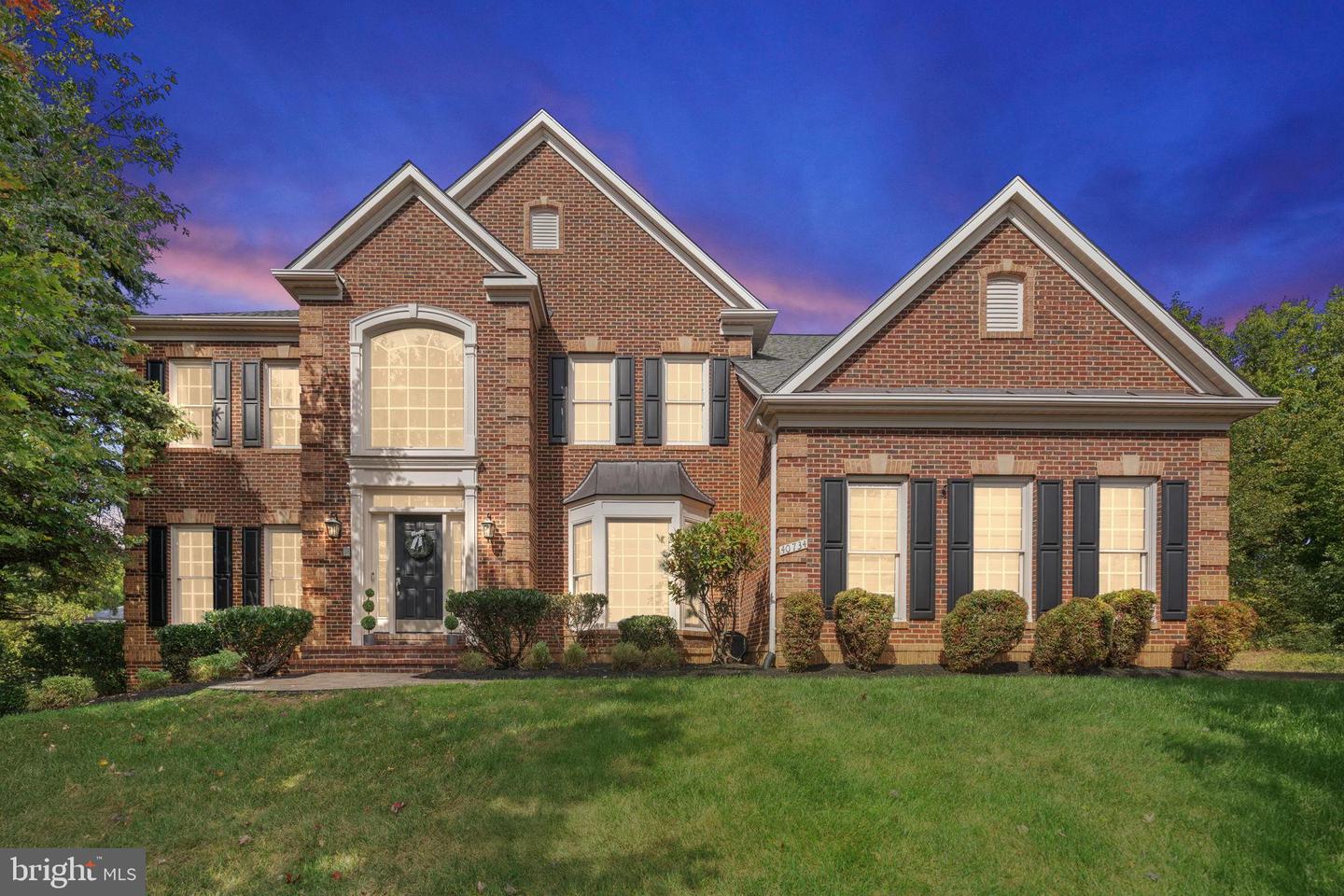 40734 LENAH RUN CIR, ALDIE, Virginia 20105, 5 Bedrooms Bedrooms, 26 Rooms Rooms,4 BathroomsBathrooms,Residential,For sale,40734 LENAH RUN CIR,VALO2112334 MLS # VALO2112334