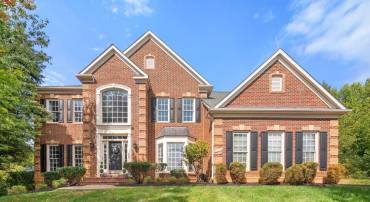 40734 LENAH RUN CIR, ALDIE, Virginia 20105, 5 Bedrooms Bedrooms, 26 Rooms Rooms,4 BathroomsBathrooms,Residential,For sale,40734 LENAH RUN CIR,VALO2112334 MLS # VALO2112334