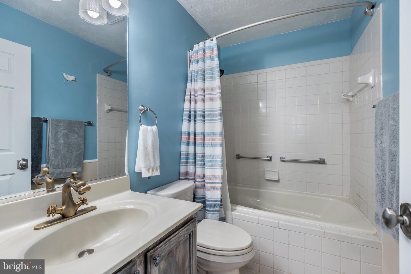 201 WASHINGTON ST, LOCUST GROVE, Virginia 22508, 3 Bedrooms Bedrooms, ,2 BathroomsBathrooms,Residential,For sale,201 WASHINGTON ST,VAOR2012978 MLS # VAOR2012978