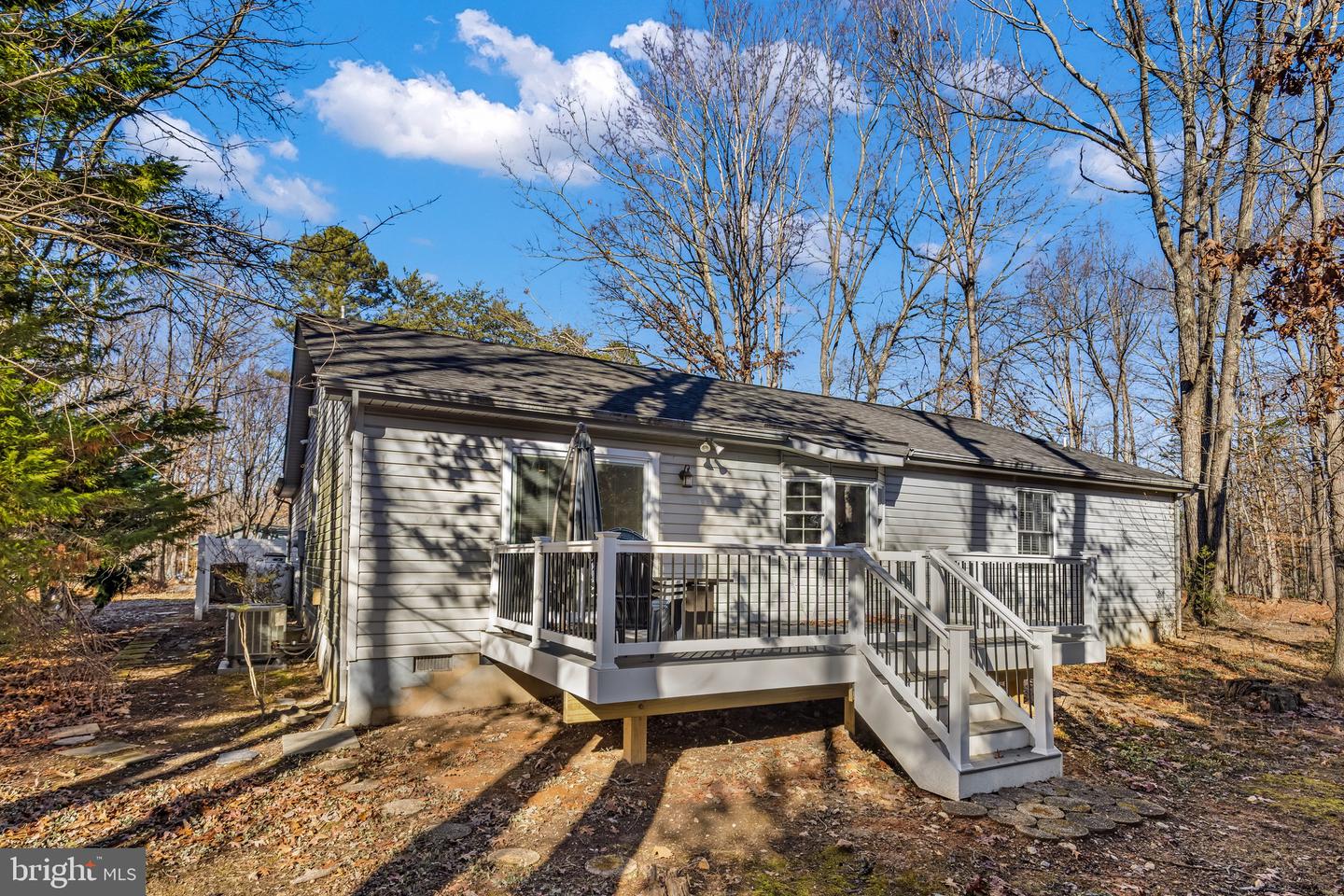 201 WASHINGTON ST, LOCUST GROVE, Virginia 22508, 3 Bedrooms Bedrooms, ,2 BathroomsBathrooms,Residential,For sale,201 WASHINGTON ST,VAOR2012978 MLS # VAOR2012978