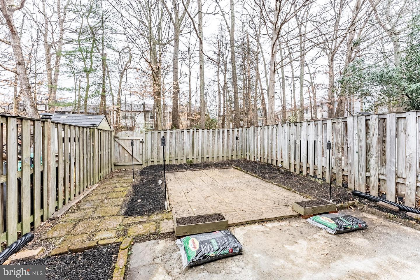 6020 FORREST HOLLOW LN, SPRINGFIELD, Virginia 22152, 3 Bedrooms Bedrooms, ,2 BathroomsBathrooms,Residential,For sale,6020 FORREST HOLLOW LN,VAFX2282704 MLS # VAFX2282704