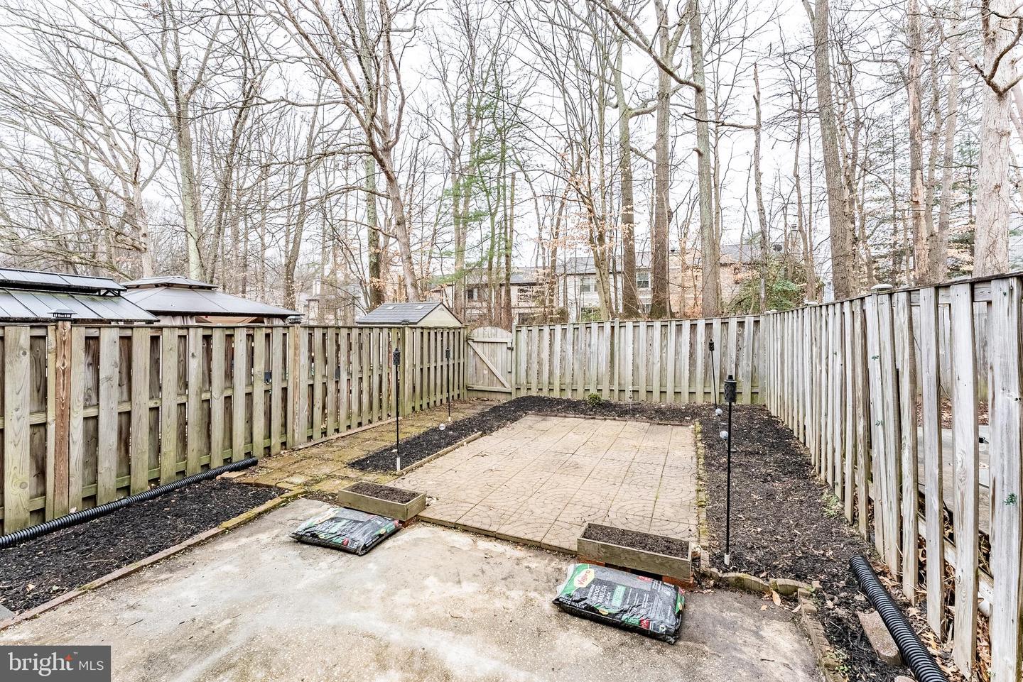 6020 FORREST HOLLOW LN, SPRINGFIELD, Virginia 22152, 3 Bedrooms Bedrooms, ,2 BathroomsBathrooms,Residential,For sale,6020 FORREST HOLLOW LN,VAFX2282704 MLS # VAFX2282704