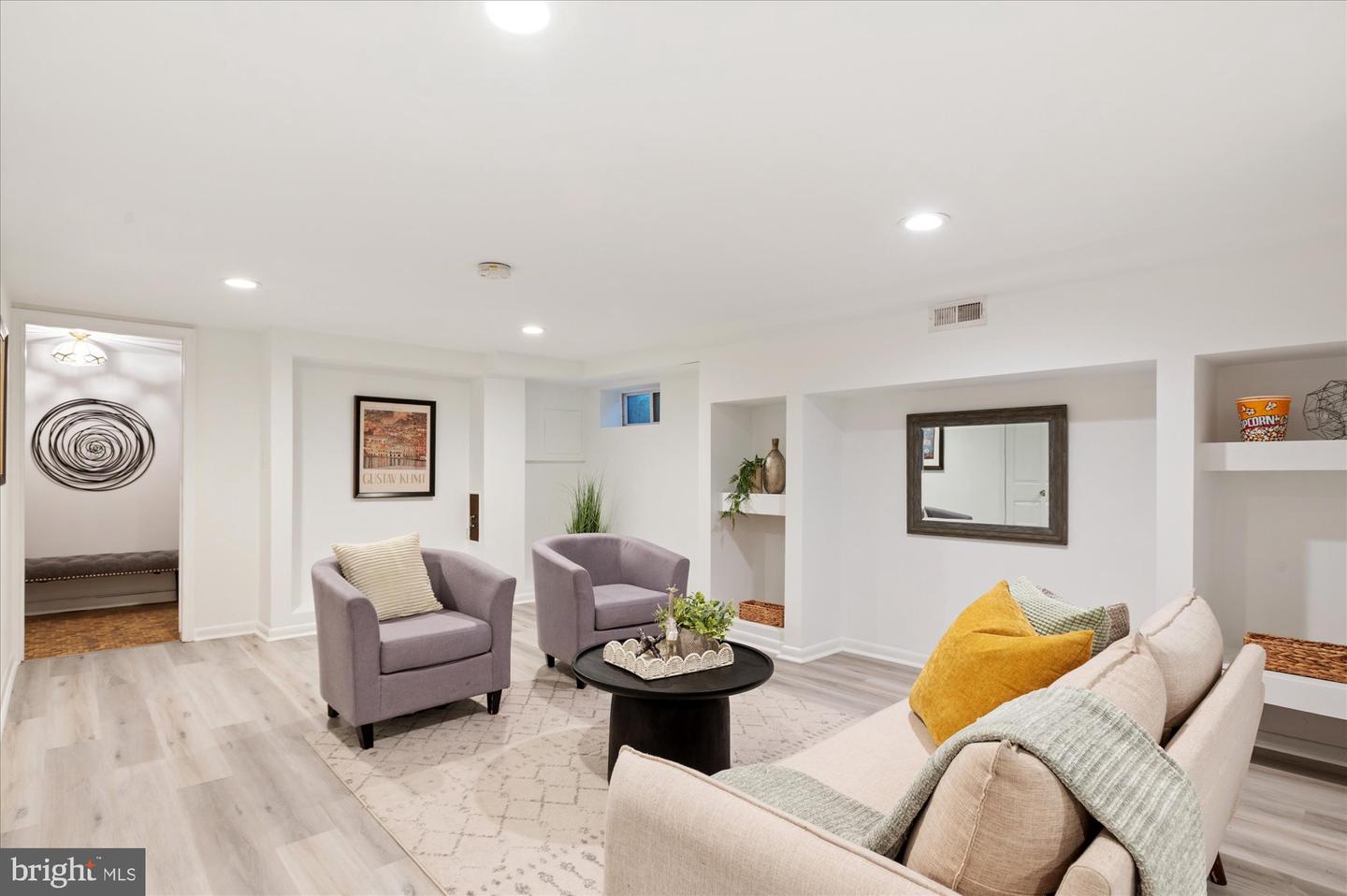 5049 NORTH CAPITOL ST NE, WASHINGTON, District Of Columbia 20011, 3 Bedrooms Bedrooms, ,2 BathroomsBathrooms,Residential,For sale,5049 NORTH CAPITOL ST NE,DCDC2235230 MLS # DCDC2235230