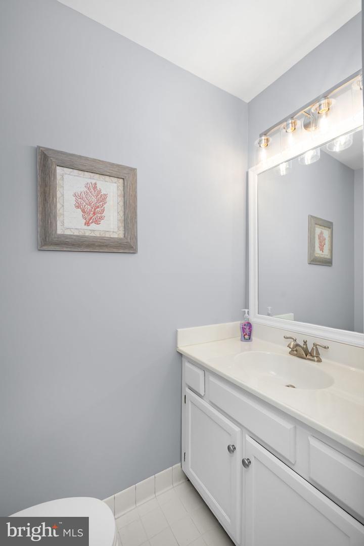 43861 LABURNUM SQ, ASHBURN, Virginia 20147, 3 Bedrooms Bedrooms, ,3 BathroomsBathrooms,Residential,For sale,43861 LABURNUM SQ,VALO2112612 MLS # VALO2112612