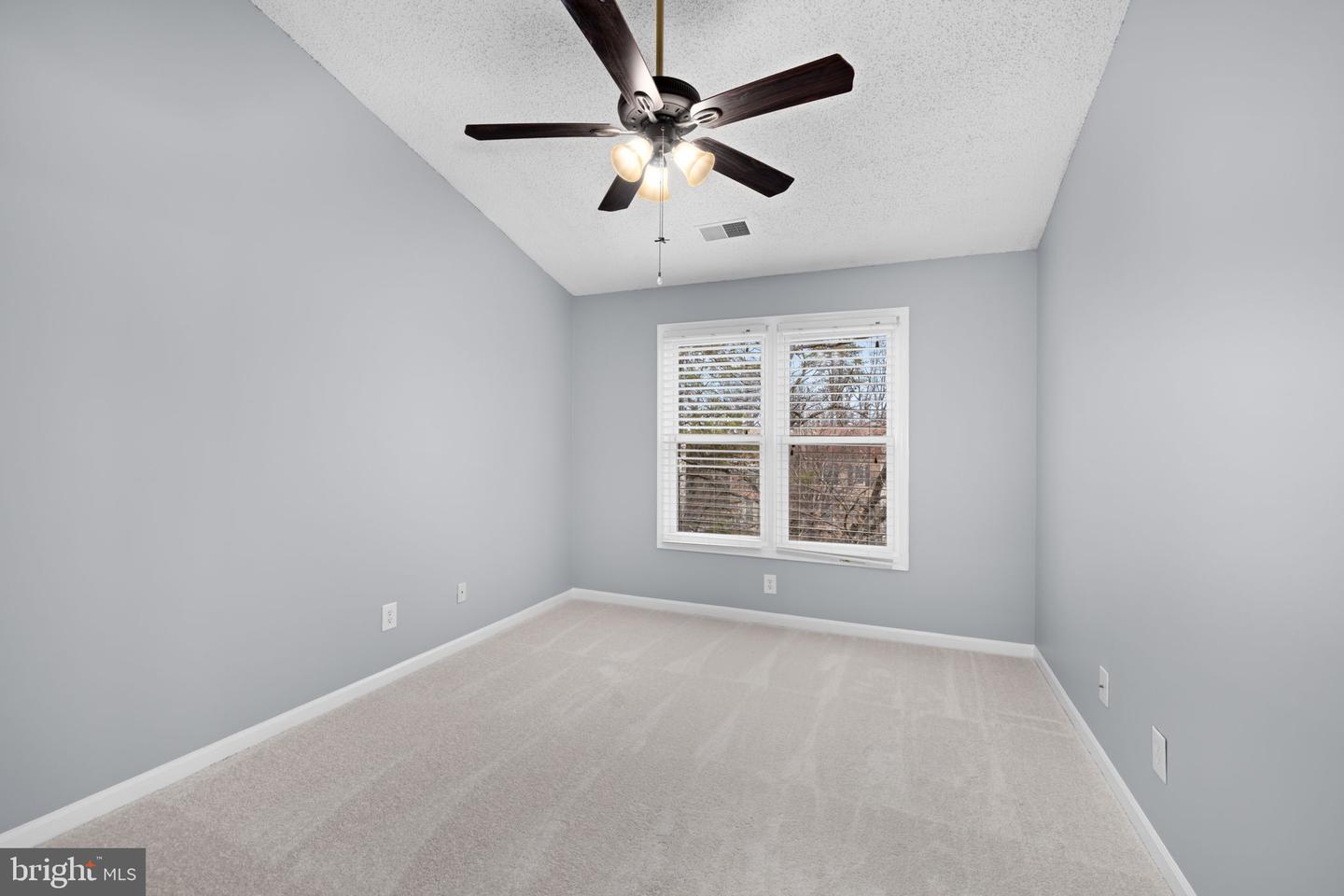 43861 LABURNUM SQ, ASHBURN, Virginia 20147, 3 Bedrooms Bedrooms, ,3 BathroomsBathrooms,Residential,For sale,43861 LABURNUM SQ,VALO2112612 MLS # VALO2112612