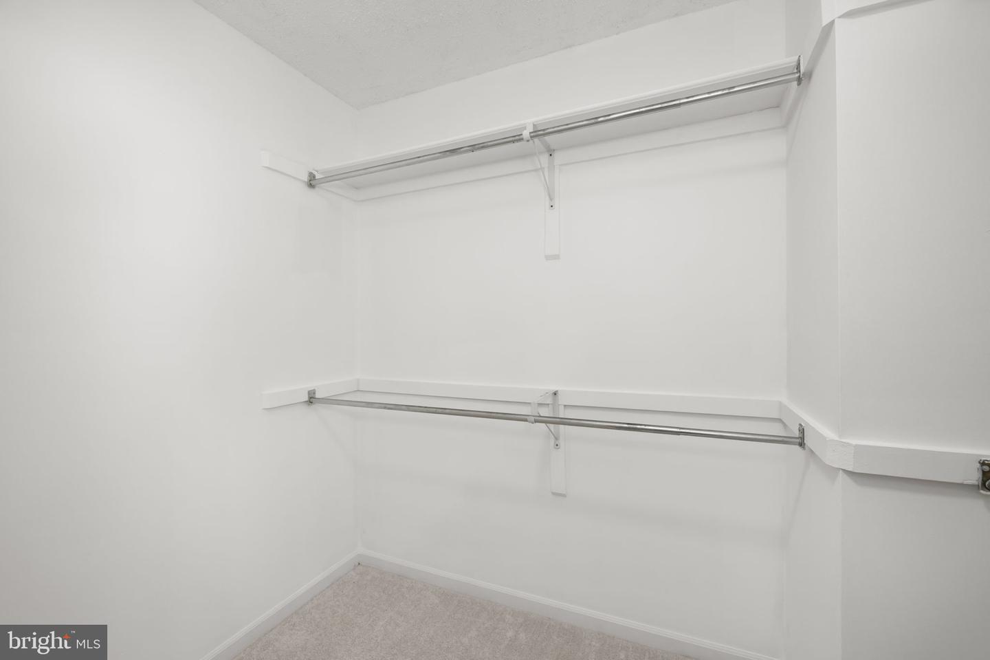 43861 LABURNUM SQ, ASHBURN, Virginia 20147, 3 Bedrooms Bedrooms, ,3 BathroomsBathrooms,Residential,For sale,43861 LABURNUM SQ,VALO2112612 MLS # VALO2112612