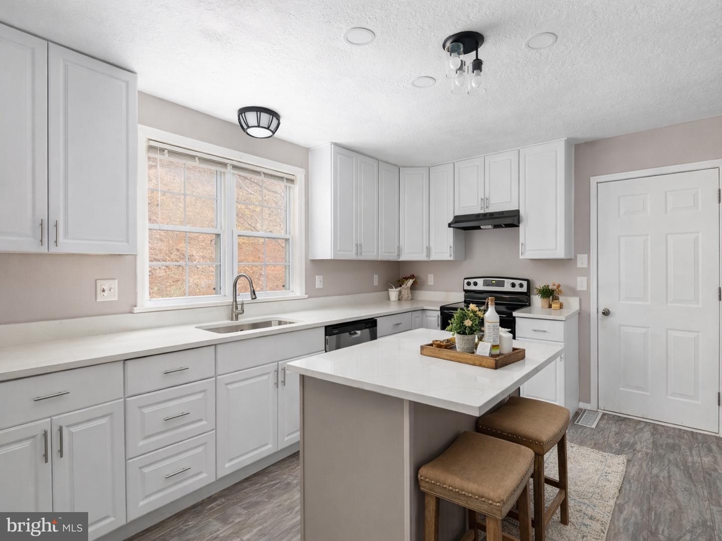 503 POMEROY, FRONT ROYAL, Virginia 22630, 3 Bedrooms Bedrooms, ,2 BathroomsBathrooms,Residential,For sale,503 POMEROY,VAWR2012990 MLS # VAWR2012990