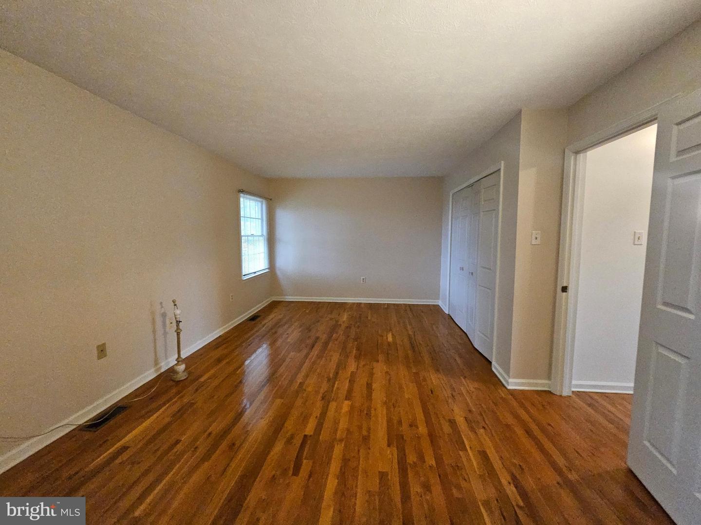 403 TUDOR DR, WINCHESTER, Virginia 22603, 2 Bedrooms Bedrooms, 6 Rooms Rooms,1 BathroomBathrooms,Residential,For sale,403 TUDOR DR,VAFV2038568 MLS # VAFV2038568