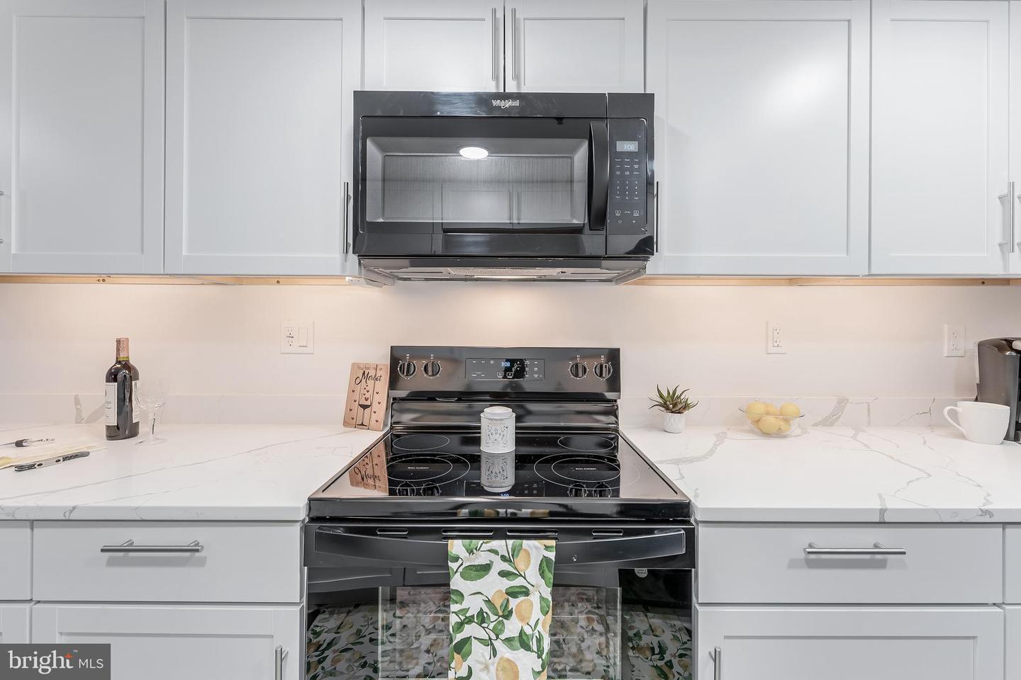 5911 EDSALL RD #708, ALEXANDRIA, Virginia 22304, 1 Bedroom Bedrooms, ,1 BathroomBathrooms,Residential,For sale,5911 EDSALL RD #708,VAAX2052636 MLS # VAAX2052636